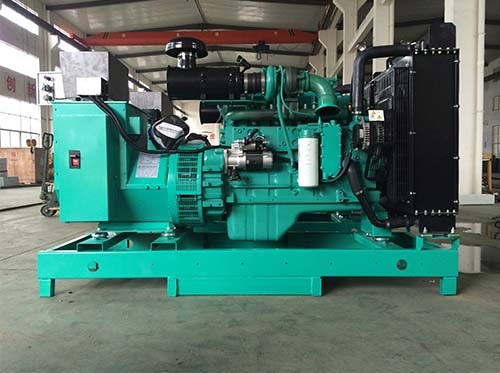 130KW/140KW康明斯柴油發(fā)電機組
